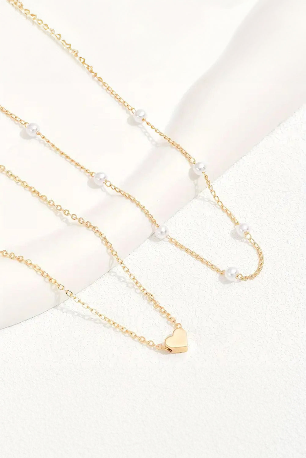Collar de dos vueltas con detalles de corazón y perlas chapados (2 piezas)