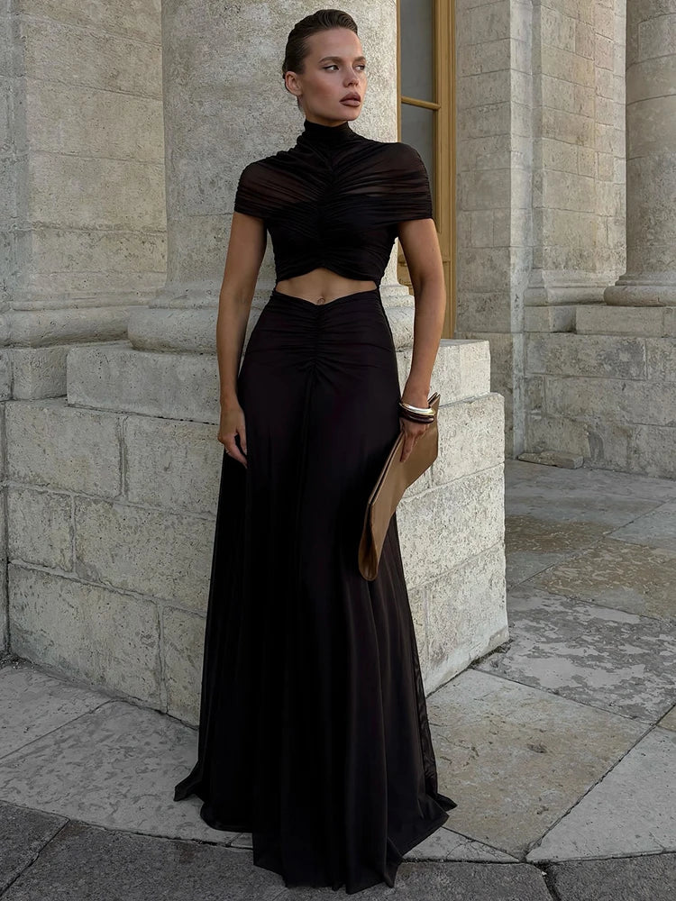 Vestido largo de manga corta con aberturas